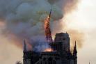 刚听说《巴黎圣母院》大教堂失火...