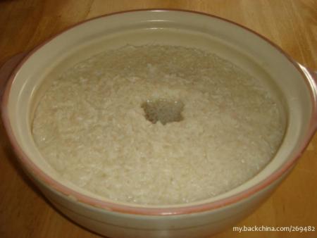 ♣ 做「酒酿」用「酒药」sweet ferment rice 