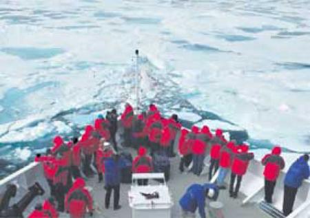 「北极‧冰海世界」破冰之旅