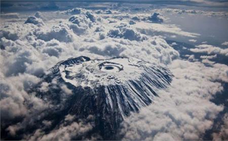 《乞力马扎罗的雪》 The Snows Of Kilimanjaro