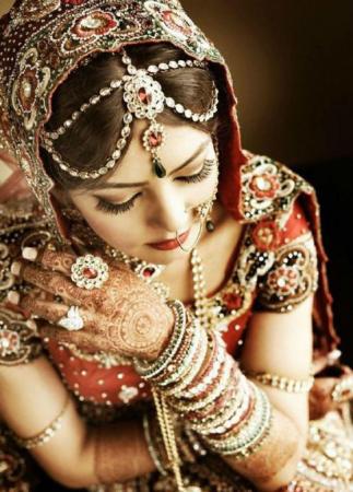 印度新娘 手部绘画有特色