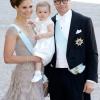 瑞典王储维多利亚公主夫妇和女儿
